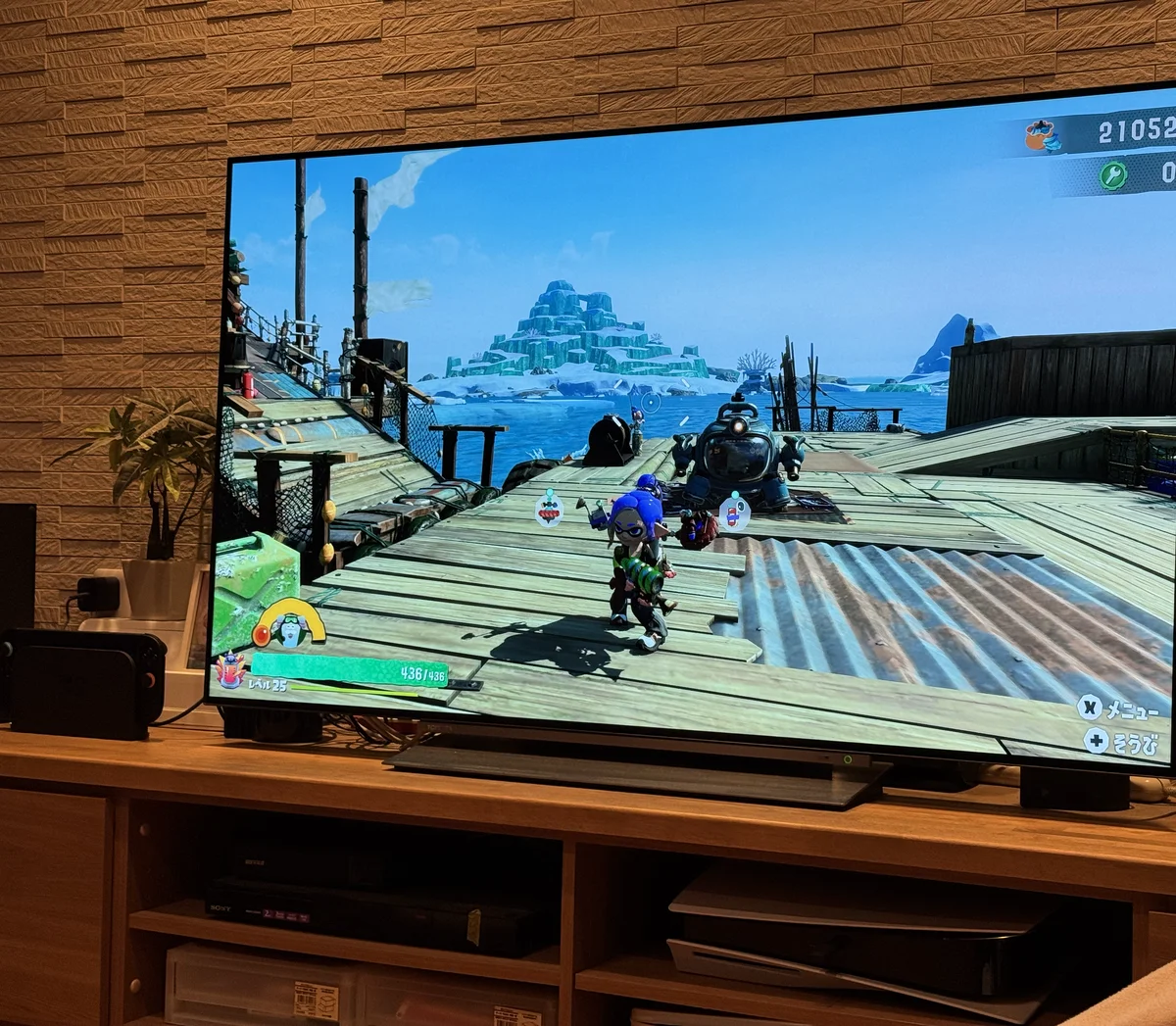 リビングのテレビで遊ぶスプラトゥーン レイダース